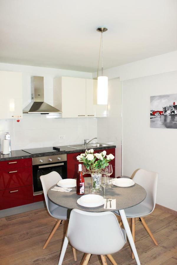 Apartmani Zuzic Porec Exterior photo