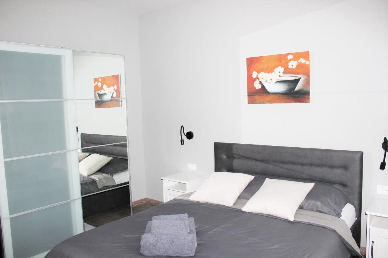 Apartmani Zuzic Porec Exterior photo